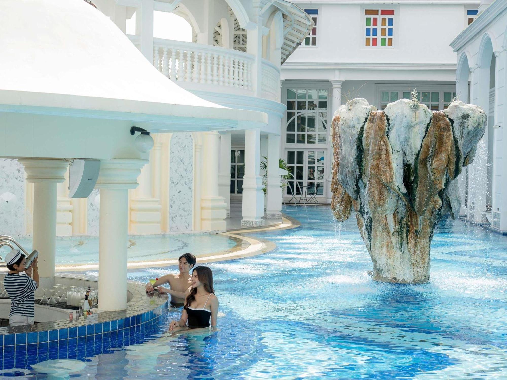 Moevenpick Myth Phuket Hotel